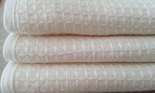 Use Linen Towels to Get the Best After Shower Experience